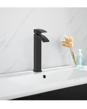 Charger l'image dans la galerie, Robinet pour vasque noir mât à bec courbé